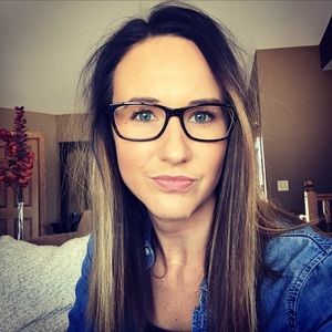 Meet your Posher, Kelli